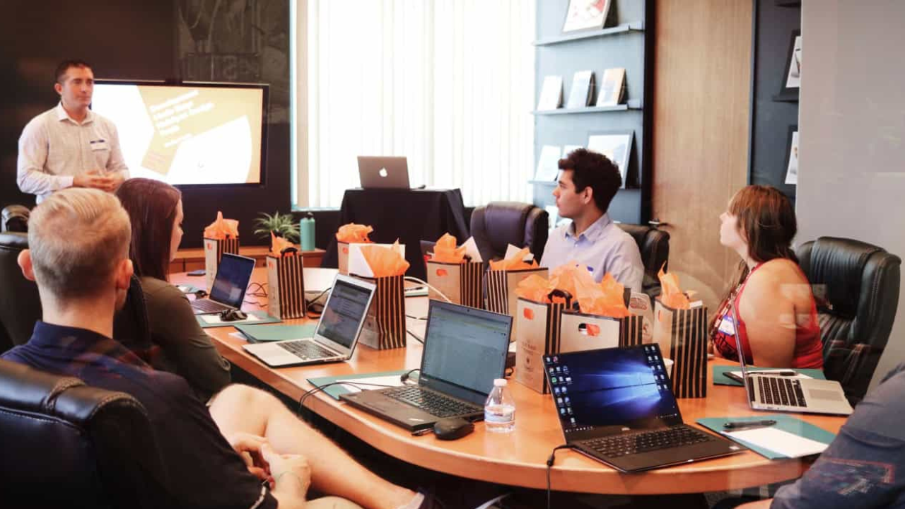 What is HRMS Delhivery?